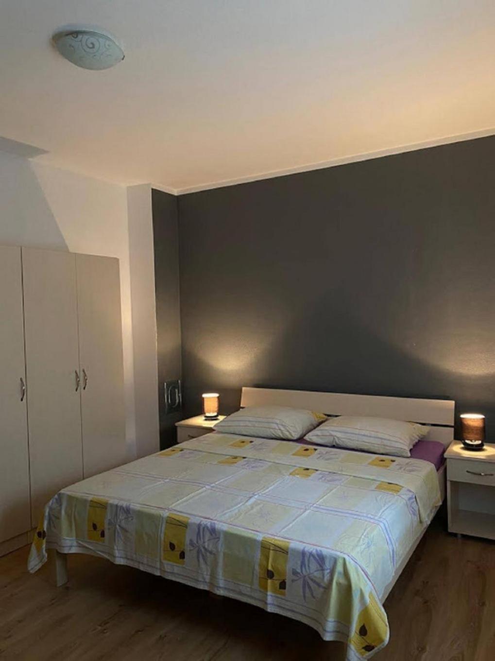 Apartments Domagoj - On The Beach Lukovo Šugarje 외부 사진