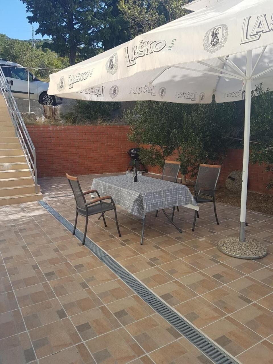 Apartments Domagoj - On The Beach Lukovo Šugarje 외부 사진